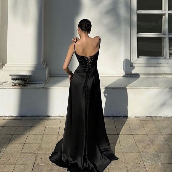 House of CB Anabella Dress—Long Black Formal Corset Tie Contemporary Chic - Picture 5 of 10